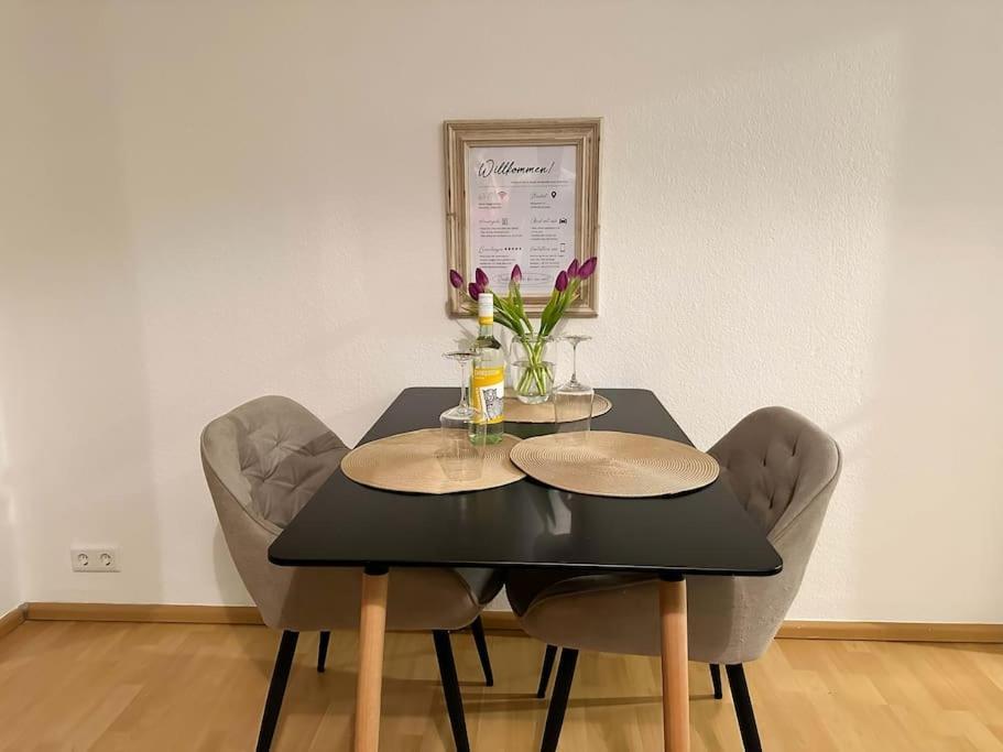 Gemuetliche 2-Zimmer Wohnung Im Zentrum Neumuenster Luaran gambar